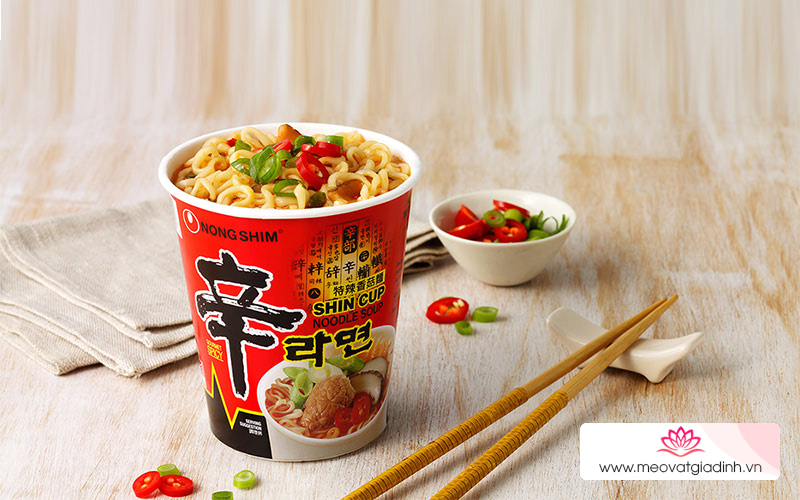 Mì ly cay Nongshim Shin Cup 68g 