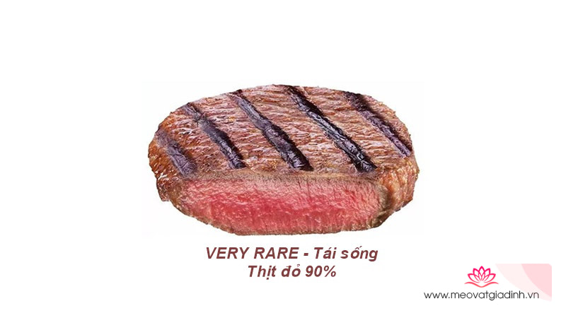 Very Rare (Tái sống – 90% thịt đỏ)