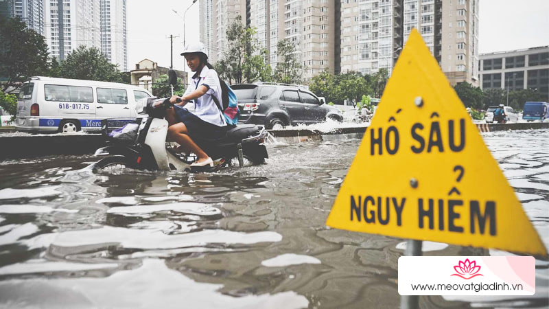 Những lưu ý khi tham gia giao thông mùa mưa để không gặp các tai nạn đáng tiếc