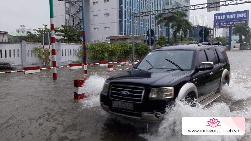 Những lưu ý khi tham gia giao thông mùa mưa để không gặp các tai nạn đáng tiếc