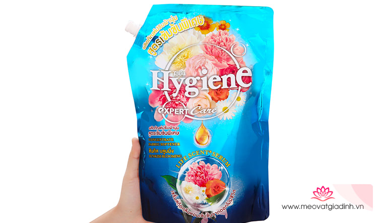 Nước xả vải Hygiene Expert Care xanh