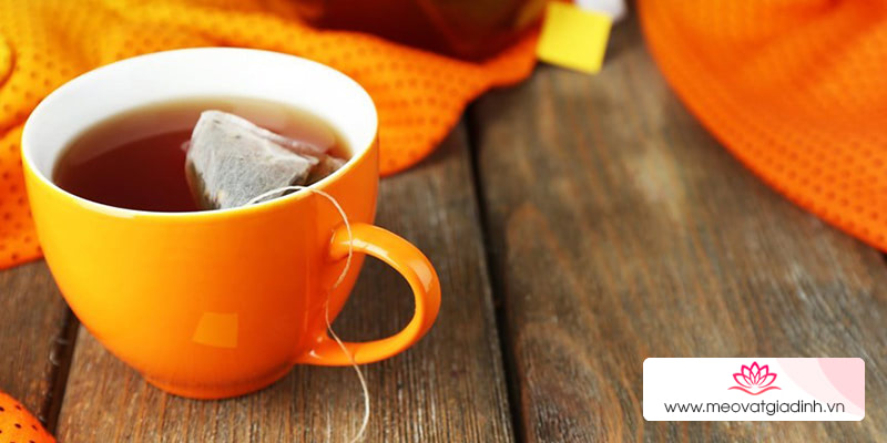 Nên bảo quản trà ở nơi thoáng mát tránh bị ẩm mốc.