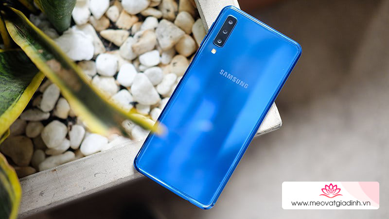 Cách để chụp ảnh góc rộng đẹp hơn trên Samsung Galaxy A7 2018