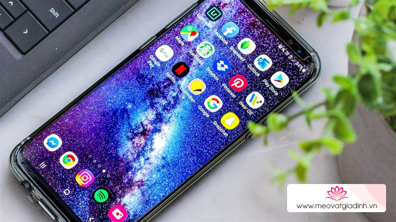 Đã dùng smartphone thì phải xài hình nền này mới chất