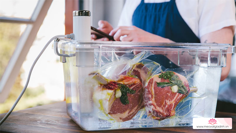 Sous vide là gì? Lợi ích, thời gian và nhiệt độ của kỹ thuật sous vide