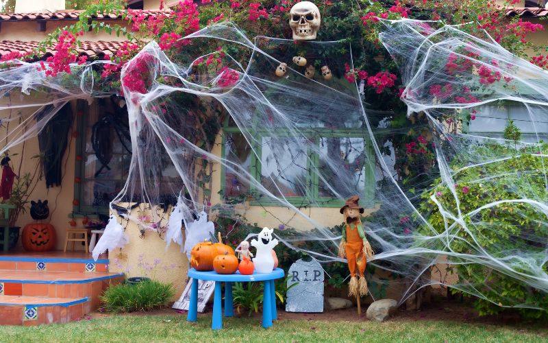 Trang trí nhà cửa trong ngày Halloween