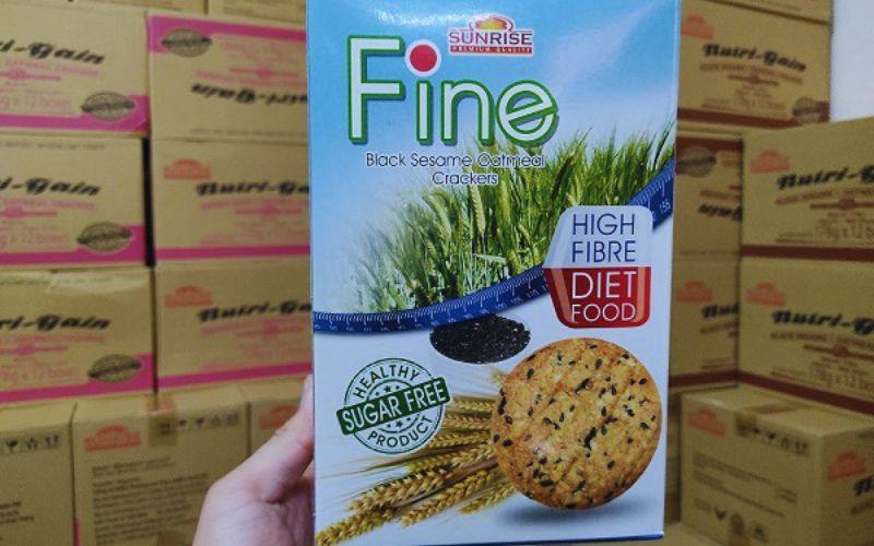 Bánh ăn kiêng yến mạch mè đen Fine