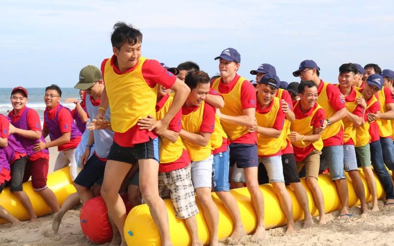 Slogan team building bựa, vui nhộn