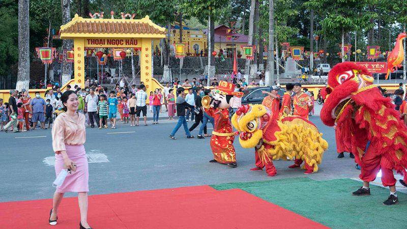 Lễ hội Kỳ Yên tại đình thần Thoại Ngọc Hầu