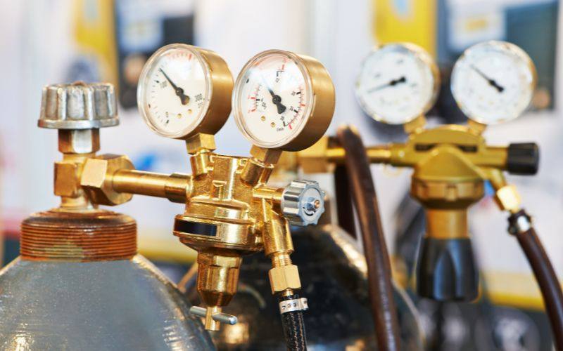 Khóa bình gas sau khi nấu ăn