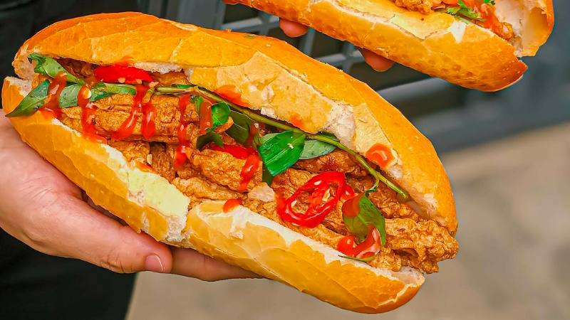 Bánh mì chả cá