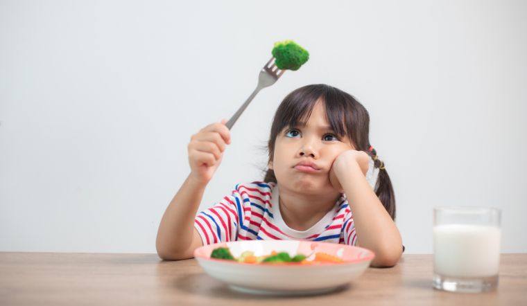 4 thói quen xấu khi ăn uống của trẻ cần sớm loại bỏ
