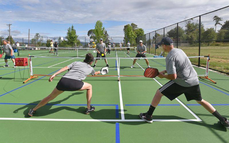 Những lợi ích khi chơi pickleball